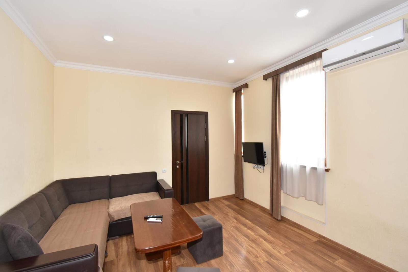 Modern Apartments And Tours يريفان المظهر الخارجي الصورة